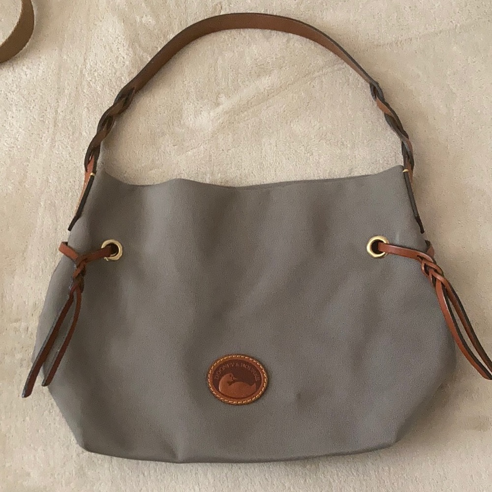 Dooney & bourke shoulder bag